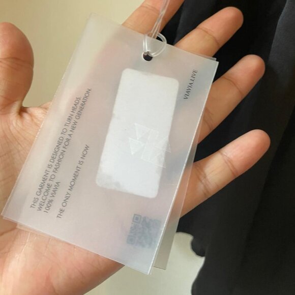 VIAVIA - 100% Silk Playsuit With Chain Strap - Picture 7 of 7